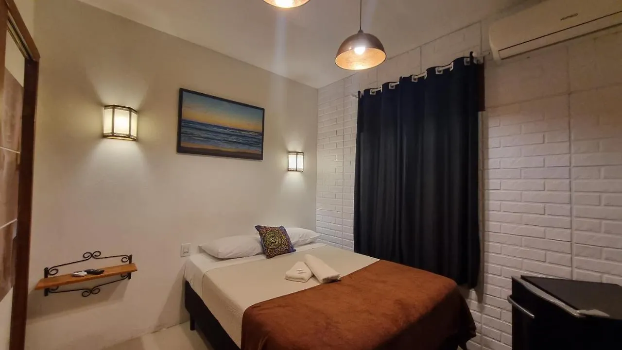 Arte Da Tribo Hostel & Camping Praia do Rosa 0*,  Brasilien