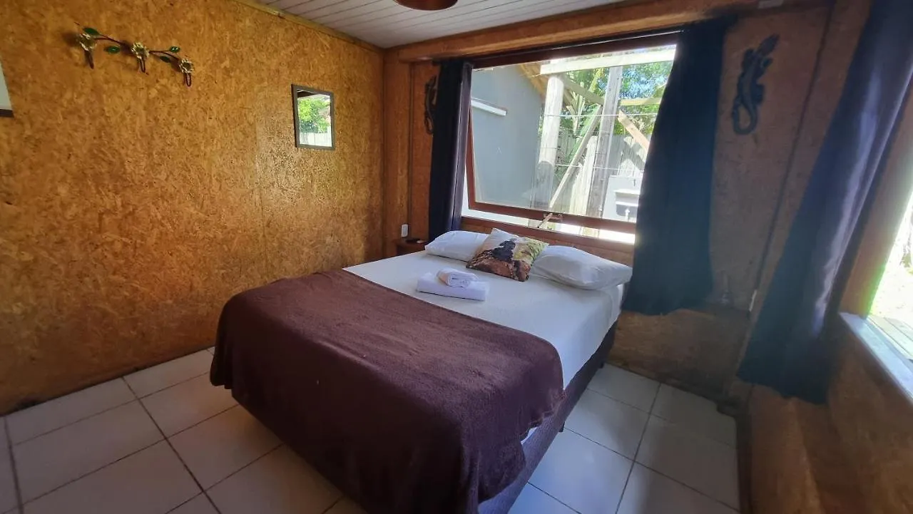 Arte Da Tribo Hostel & Camping Praia do Rosa Brasilien