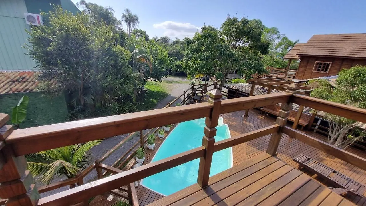 Arte Da Tribo Hostel & Camping Praia do Rosa Brasilien