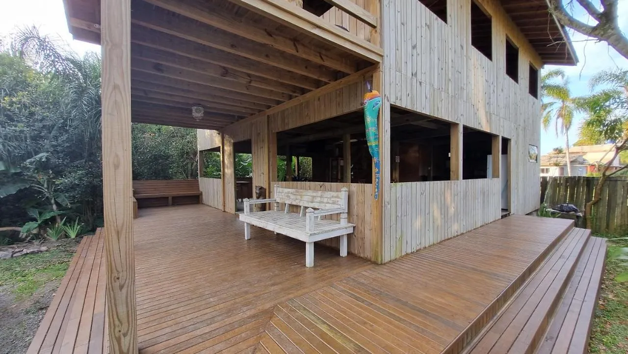 Arte Da Tribo Hostel & Camping Praia do Rosa 0*,  Brasilien