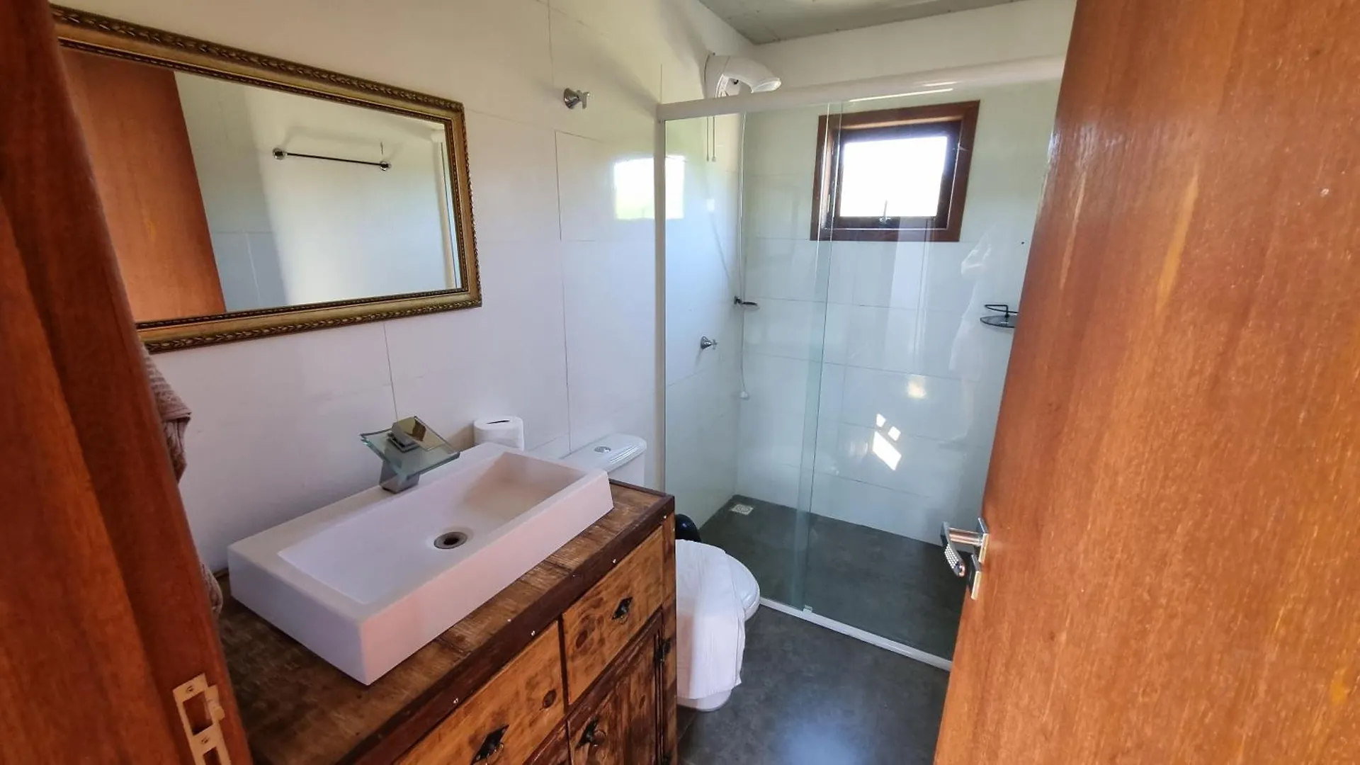 Arte Da Tribo Hostel & Camping Praia do Rosa